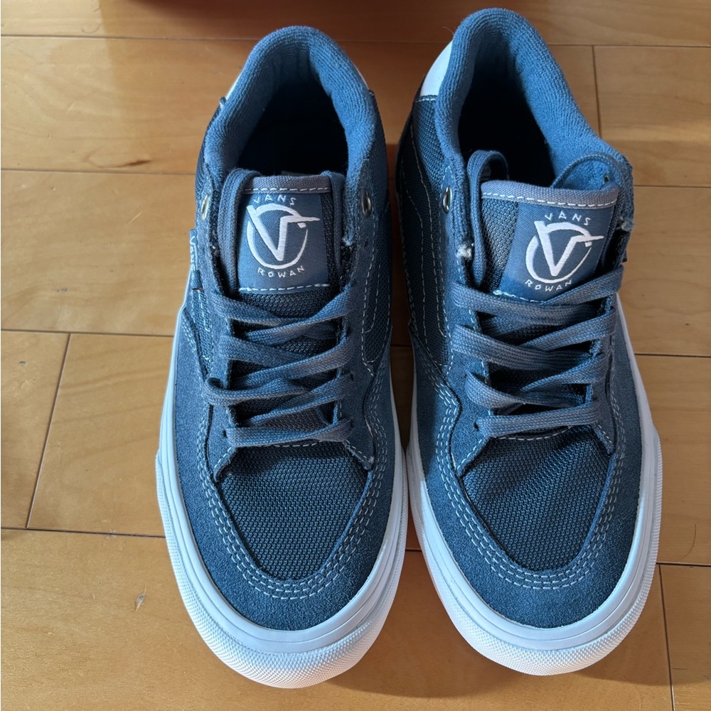 Vans Rowan Pro Blue and White Sneakers